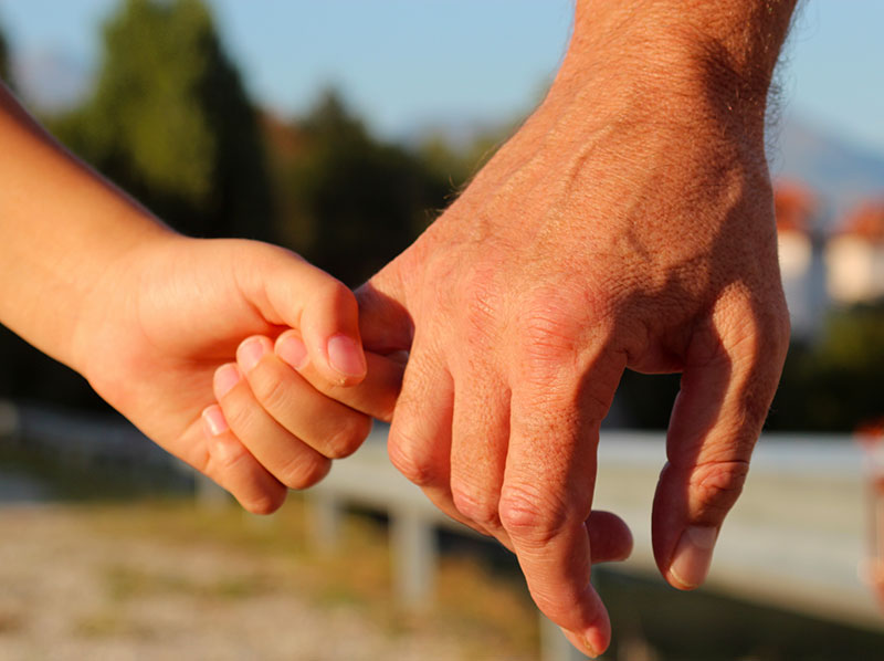 hands-violeta-irgl